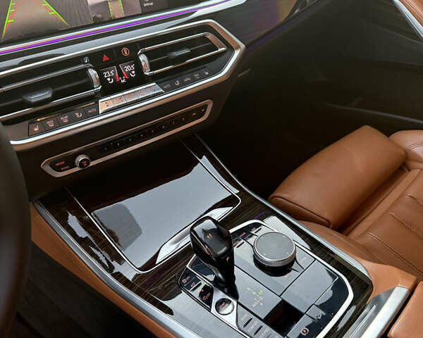 Черный БМВ Х5, объемом двигателя 3 л и пробегом 203 тыс. км за 44900 $, фото 54 на Automoto.ua