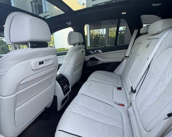 Черный БМВ Х5, объемом двигателя 3 л и пробегом 88 тыс. км за 68500 $, фото 11 на Automoto.ua