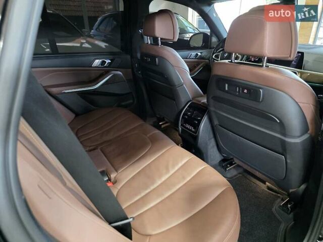 Черный БМВ Х5, объемом двигателя 4.39 л и пробегом 63 тыс. км за 63500 $, фото 81 на Automoto.ua