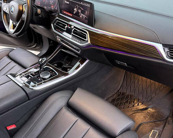 Черный БМВ Х5, объемом двигателя 3 л и пробегом 85 тыс. км за 58000 $, фото 9 на Automoto.ua