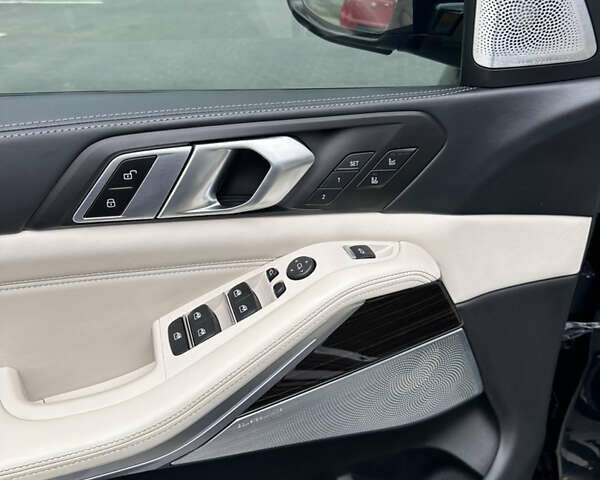 Черный БМВ Х5, объемом двигателя 2.99 л и пробегом 130 тыс. км за 70500 $, фото 2 на Automoto.ua