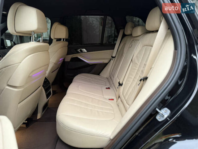 Чорний БМВ Х5, об'ємом двигуна 3 л та пробігом 156 тис. км за 63500 $, фото 43 на Automoto.ua