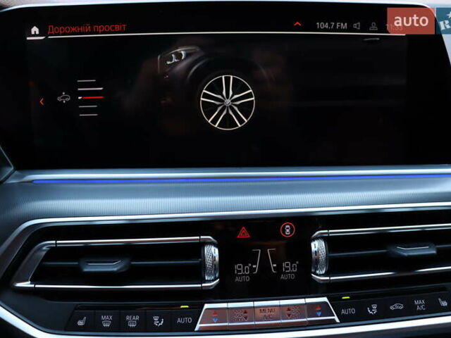 Чорний БМВ Х5, об'ємом двигуна 3 л та пробігом 180 тис. км за 56900 $, фото 28 на Automoto.ua