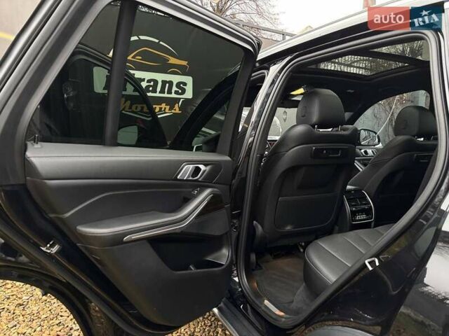 Черный БМВ Х5, объемом двигателя 3 л и пробегом 175 тыс. км за 41500 $, фото 71 на Automoto.ua