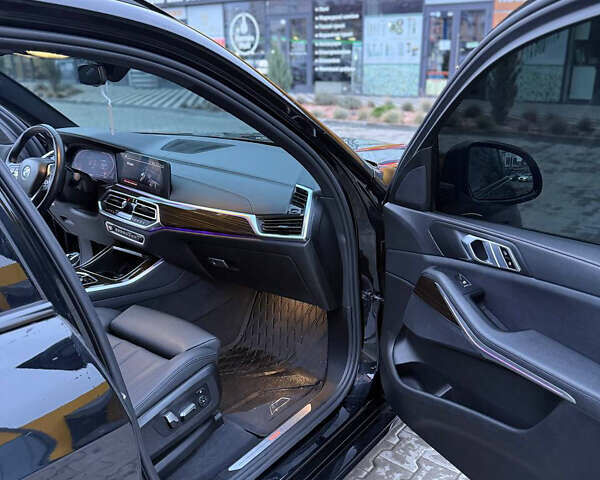 Черный БМВ Х5, объемом двигателя 3 л и пробегом 85 тыс. км за 58000 $, фото 12 на Automoto.ua