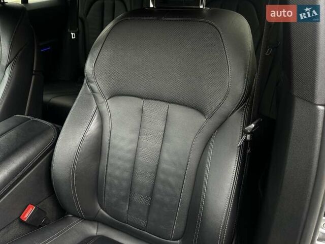 Чорний БМВ Х5, об'ємом двигуна 2.99 л та пробігом 183 тис. км за 53500 $, фото 58 на Automoto.ua