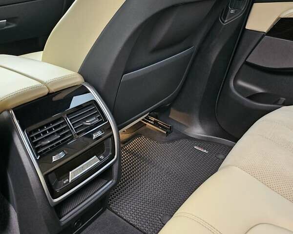 Черный БМВ Х5, объемом двигателя 2.99 л и пробегом 130 тыс. км за 55000 $, фото 2 на Automoto.ua