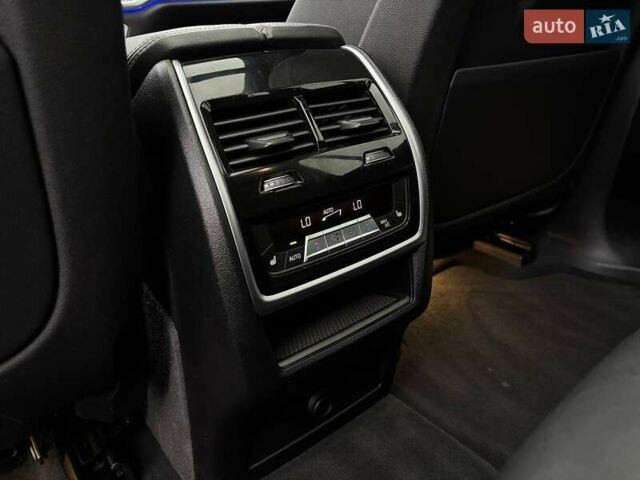 Черный БМВ Х5, объемом двигателя 3 л и пробегом 175 тыс. км за 41500 $, фото 69 на Automoto.ua