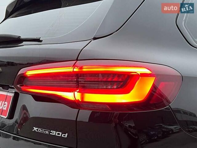 Черный БМВ Х5, объемом двигателя 3 л и пробегом 82 тыс. км за 66490 $, фото 7 на Automoto.ua