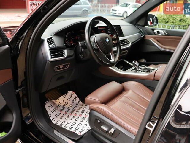 Черный БМВ Х5, объемом двигателя 3 л и пробегом 83 тыс. км за 65900 $, фото 15 на Automoto.ua