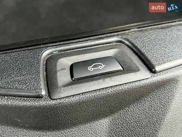 Чорний БМВ Х5, об'ємом двигуна 3 л та пробігом 117 тис. км за 45000 $, фото 39 на Automoto.ua