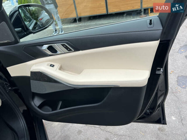 Чорний БМВ Х5, об'ємом двигуна 3 л та пробігом 141 тис. км за 41700 $, фото 37 на Automoto.ua