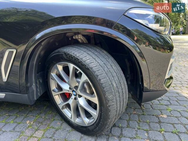 Черный БМВ Х5, объемом двигателя 3 л и пробегом 39 тыс. км за 56990 $, фото 48 на Automoto.ua