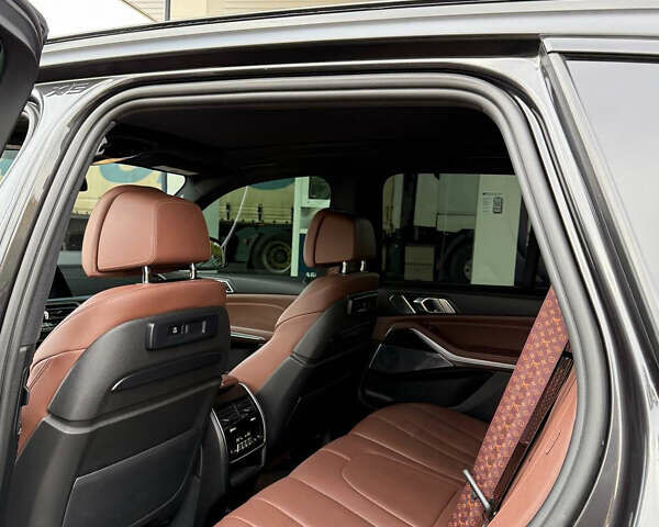 Черный БМВ Х5, объемом двигателя 4.39 л и пробегом 112 тыс. км за 56900 $, фото 13 на Automoto.ua