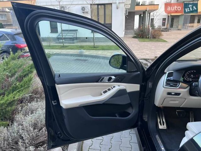 Черный БМВ Х5, объемом двигателя 3 л и пробегом 58 тыс. км за 64500 $, фото 12 на Automoto.ua