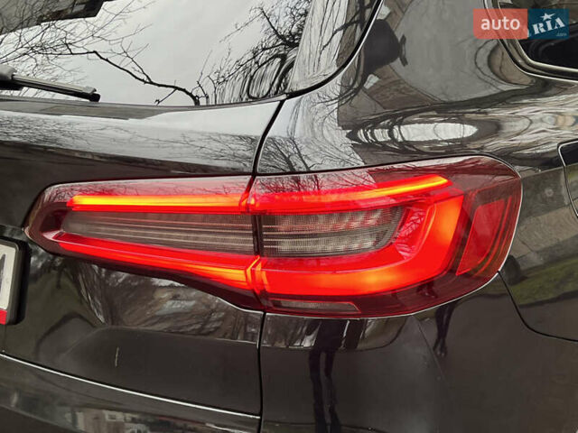 Чорний БМВ Х5, об'ємом двигуна 3 л та пробігом 117 тис. км за 45000 $, фото 19 на Automoto.ua