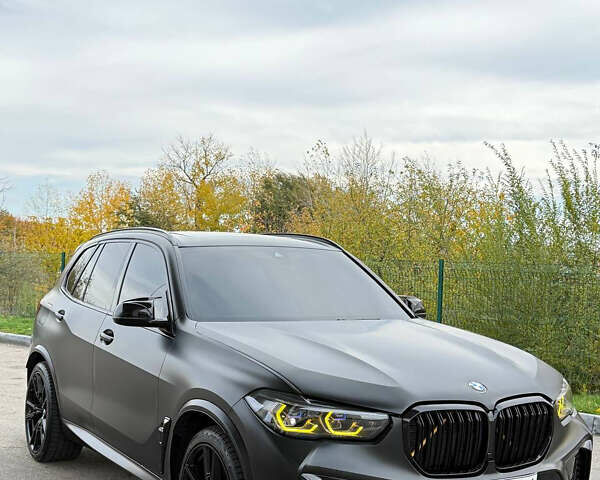 Черный БМВ Х5, объемом двигателя 4.39 л и пробегом 112 тыс. км за 56900 $, фото 2 на Automoto.ua