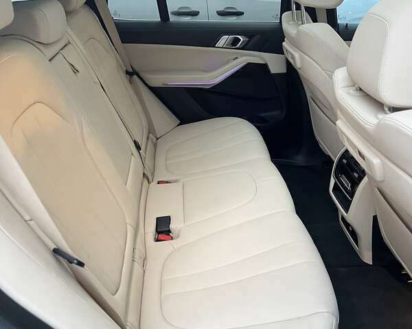 Черный БМВ Х5, объемом двигателя 3 л и пробегом 104 тыс. км за 40500 $, фото 13 на Automoto.ua