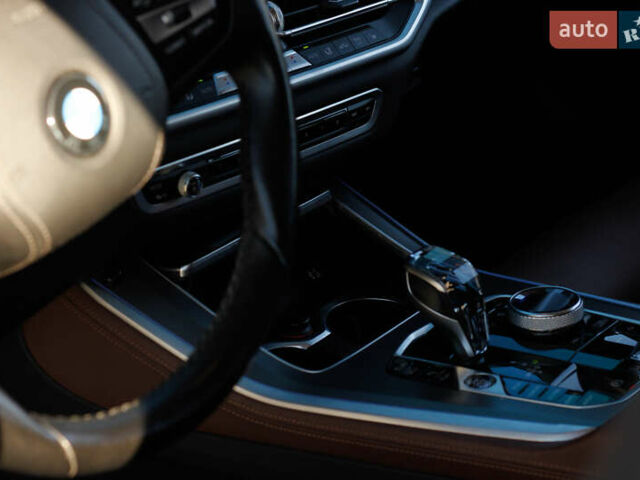 Чорний БМВ Х5, об'ємом двигуна 3 л та пробігом 183 тис. км за 58800 $, фото 21 на Automoto.ua