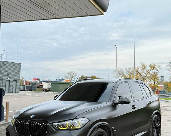 Черный БМВ Х5, объемом двигателя 4.39 л и пробегом 112 тыс. км за 56900 $, фото 3 на Automoto.ua