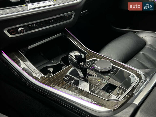 Чорний БМВ Х5, об'ємом двигуна 3 л та пробігом 117 тис. км за 45000 $, фото 50 на Automoto.ua