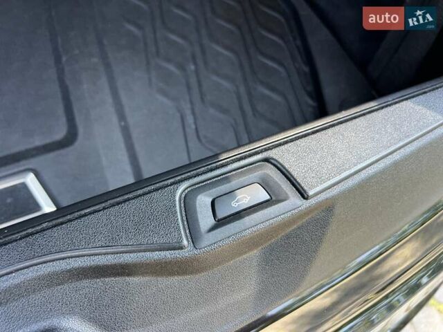 Черный БМВ Х5, объемом двигателя 3 л и пробегом 39 тыс. км за 56990 $, фото 42 на Automoto.ua