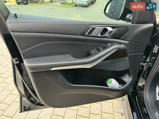 Черный БМВ Х5, объемом двигателя 3 л и пробегом 60 тыс. км за 61900 $, фото 47 на Automoto.ua