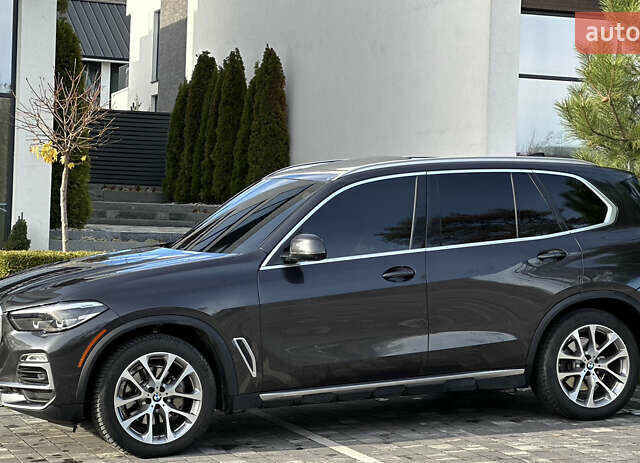 Черный БМВ Х5, объемом двигателя 3 л и пробегом 155 тыс. км за 38990 $, фото 3 на Automoto.ua