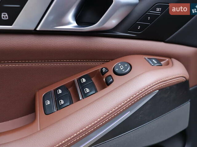 Черный БМВ Х5, объемом двигателя 3 л и пробегом 83 тыс. км за 65900 $, фото 12 на Automoto.ua