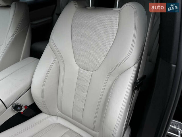 Черный БМВ Х5, объемом двигателя 3 л и пробегом 127 тыс. км за 59500 $, фото 80 на Automoto.ua