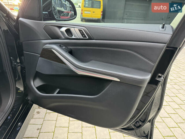 Черный БМВ Х5, объемом двигателя 3 л и пробегом 60 тыс. км за 61900 $, фото 49 на Automoto.ua