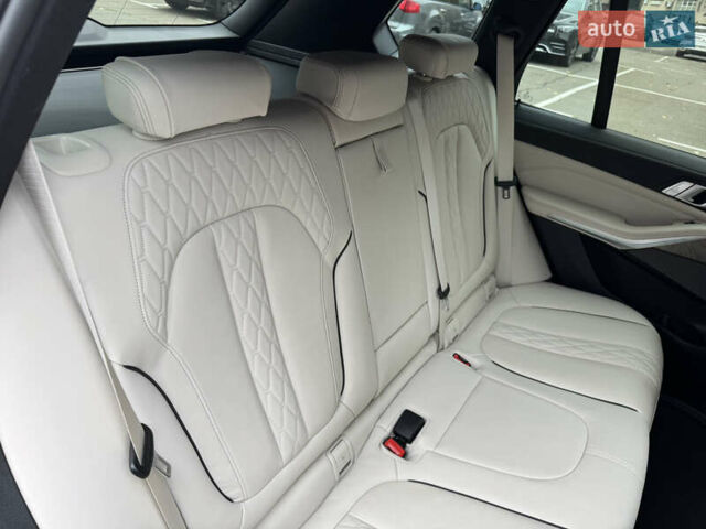 Черный БМВ Х5, объемом двигателя 2.99 л и пробегом 33 тыс. км за 85000 $, фото 21 на Automoto.ua