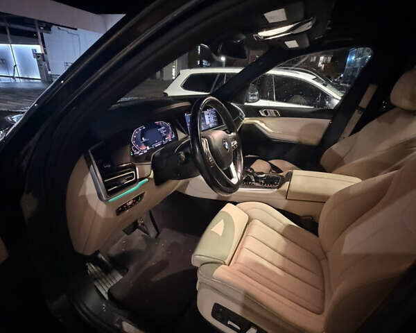 Чорний БМВ Х5, об'ємом двигуна 3 л та пробігом 153 тис. км за 43000 $, фото 7 на Automoto.ua