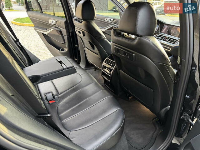 Черный БМВ Х5, объемом двигателя 3 л и пробегом 60 тыс. км за 61900 $, фото 41 на Automoto.ua