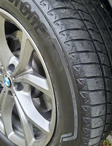 Черный БМВ Х5, объемом двигателя 2 л и пробегом 74 тыс. км за 53000 $, фото 7 на Automoto.ua