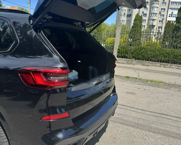 Черный БМВ Х5, объемом двигателя 2 л и пробегом 85 тыс. км за 60000 $, фото 4 на Automoto.ua