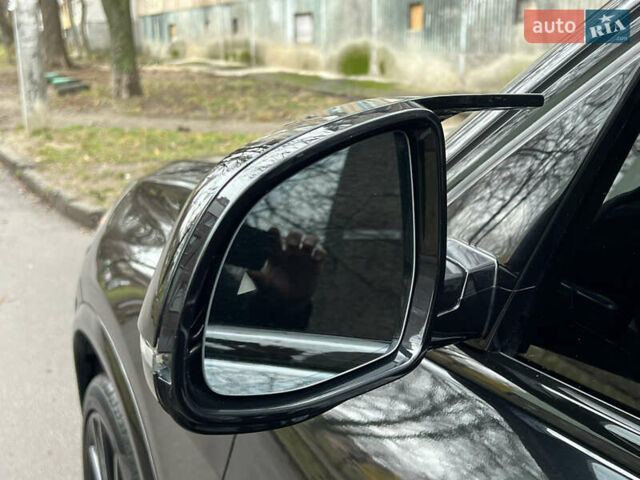 Чорний БМВ Х5, об'ємом двигуна 3 л та пробігом 117 тис. км за 45000 $, фото 41 на Automoto.ua