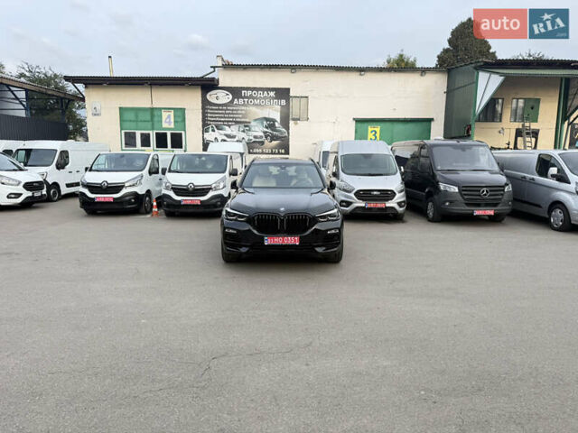 Черный БМВ Х5, объемом двигателя 3 л и пробегом 48 тыс. км за 59000 $, фото 1 на Automoto.ua