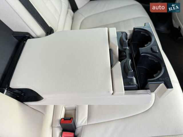 Черный БМВ Х5, объемом двигателя 3 л и пробегом 48 тыс. км за 59000 $, фото 48 на Automoto.ua