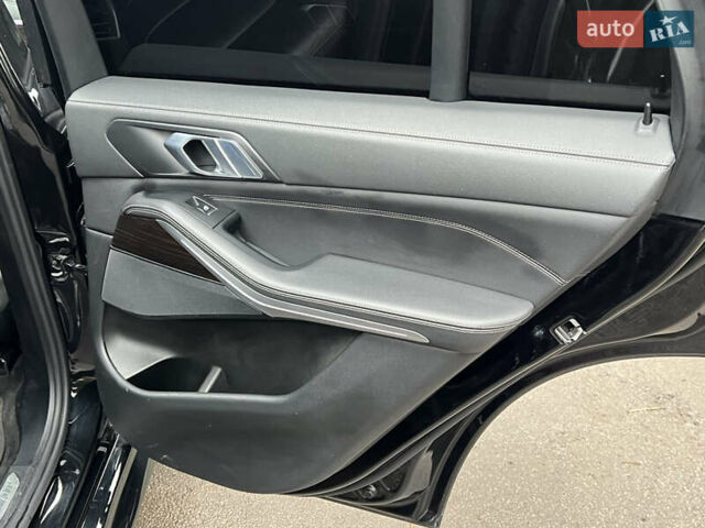 Чорний БМВ Х5, об'ємом двигуна 3 л та пробігом 117 тис. км за 45000 $, фото 30 на Automoto.ua