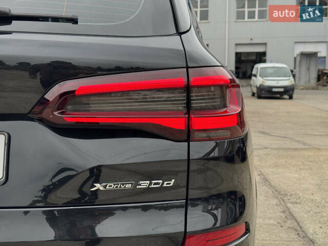 Черный БМВ Х5, объемом двигателя 3 л и пробегом 127 тыс. км за 59500 $, фото 11 на Automoto.ua