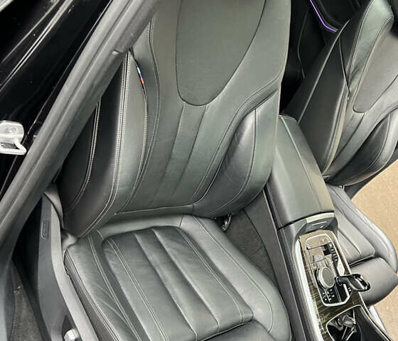 Чорний БМВ Х5, об'ємом двигуна 3 л та пробігом 117 тис. км за 45000 $, фото 56 на Automoto.ua