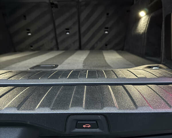 Чорний БМВ Х5, об'ємом двигуна 3 л та пробігом 147 тис. км за 41500 $, фото 34 на Automoto.ua