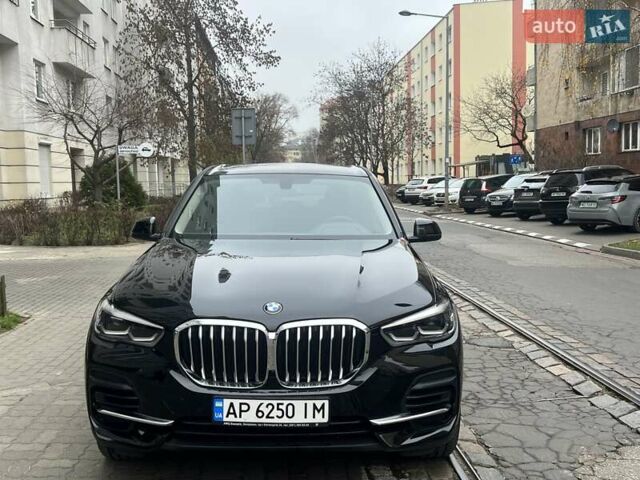 Чорний БМВ Х5, об'ємом двигуна 2 л та пробігом 4 тис. км за 71000 $, фото 1 на Automoto.ua