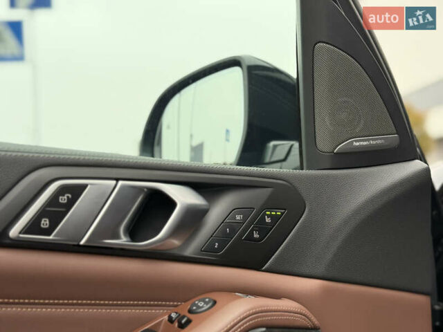 Черный БМВ Х5, объемом двигателя 4.4 л и пробегом 59 тыс. км за 77000 $, фото 11 на Automoto.ua