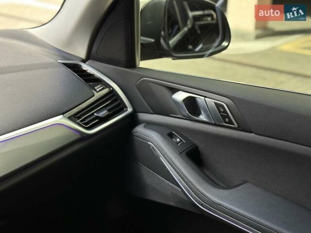 Чорний БМВ Х5, об'ємом двигуна 3 л та пробігом 47 тис. км за 63900 $, фото 33 на Automoto.ua
