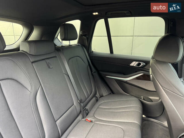 Черный БМВ Х5, объемом двигателя 3 л и пробегом 74 тыс. км за 56000 $, фото 40 на Automoto.ua