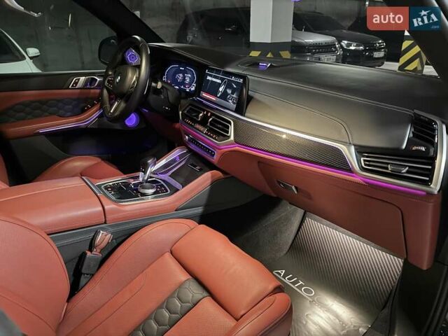 БМВ Х5 2021 в Днепре (Днепропетровске) на Automoto.ua Черный БМВ Х5, объемом двигателя 4.39 л и пробегом 47 тыс. км за 91000 $, фото 33 на Automoto.ua