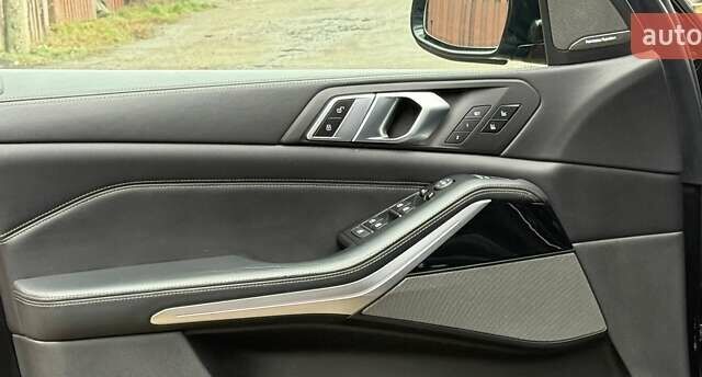 Чорний БМВ Х5, об'ємом двигуна 3 л та пробігом 149 тис. км за 59800 $, фото 1 на Automoto.ua