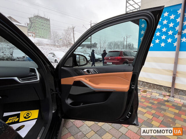 Чорний БМВ Х5, об'ємом двигуна 3 л та пробігом 24 тис. км за 59999 $, фото 29 на Automoto.ua